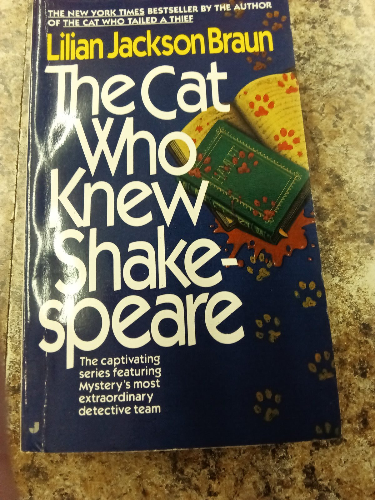 The cat who new Shakespeare